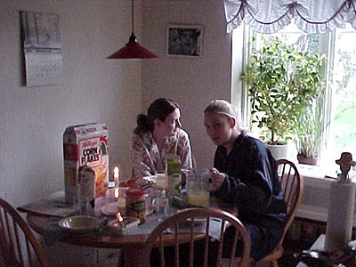 Mvc-020f.jpg (34488 bytes)